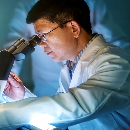 UT Southwestern biochemist elected to U.K.’s Royal Society